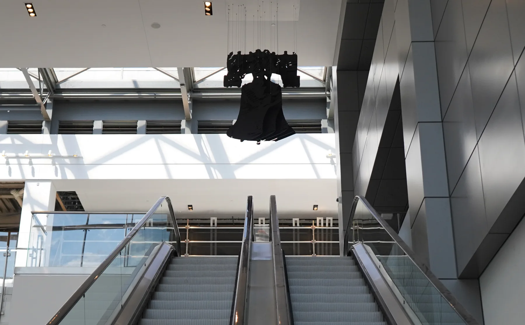 Penn Bell Philadelphia — perceptual sculpture by Michael Murphy