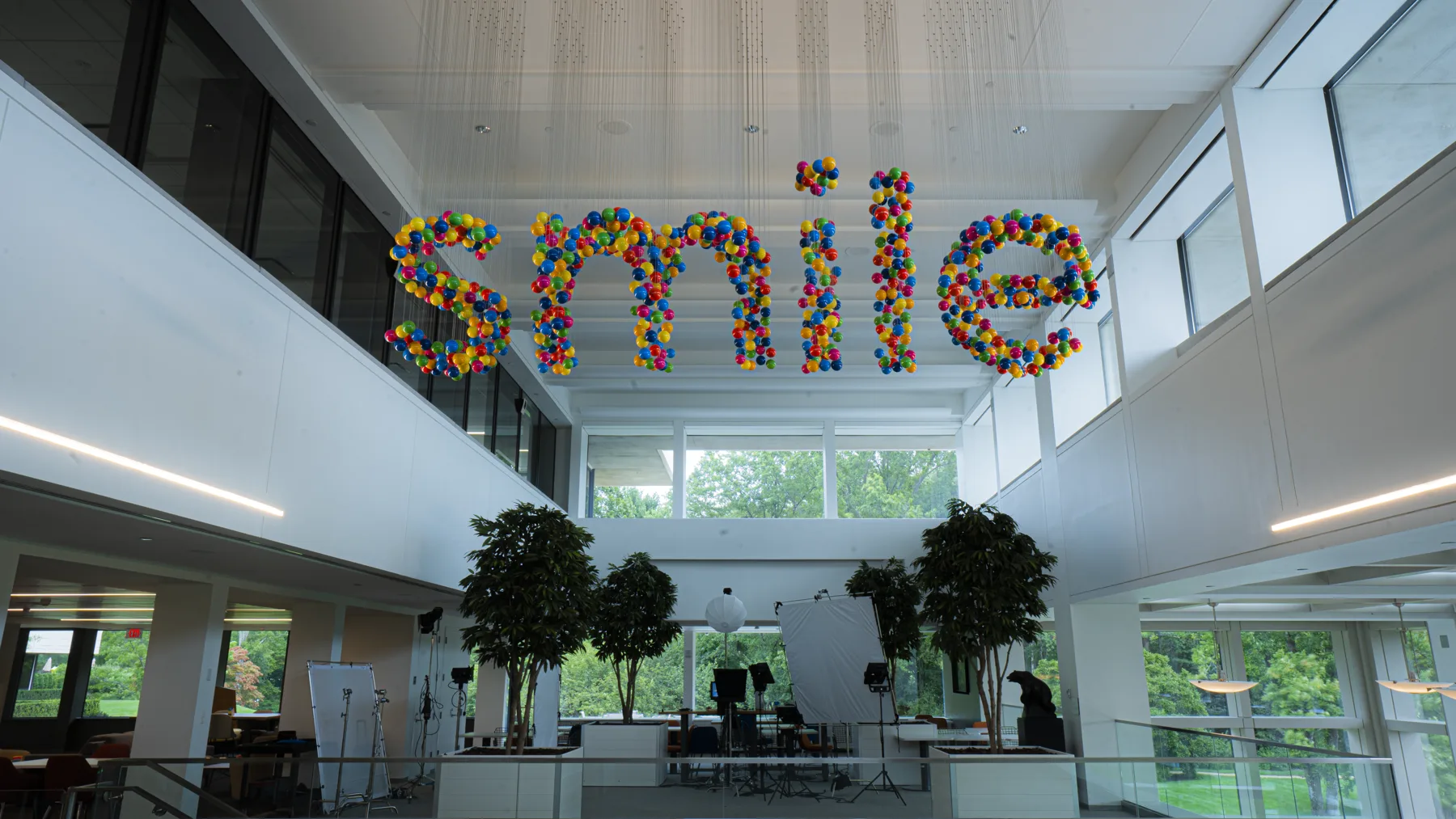 Smiles — perceptual sculpture by Michael Murphy