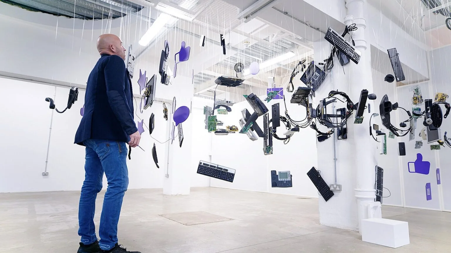 BT — perceptual sculpture by Michael Murphy