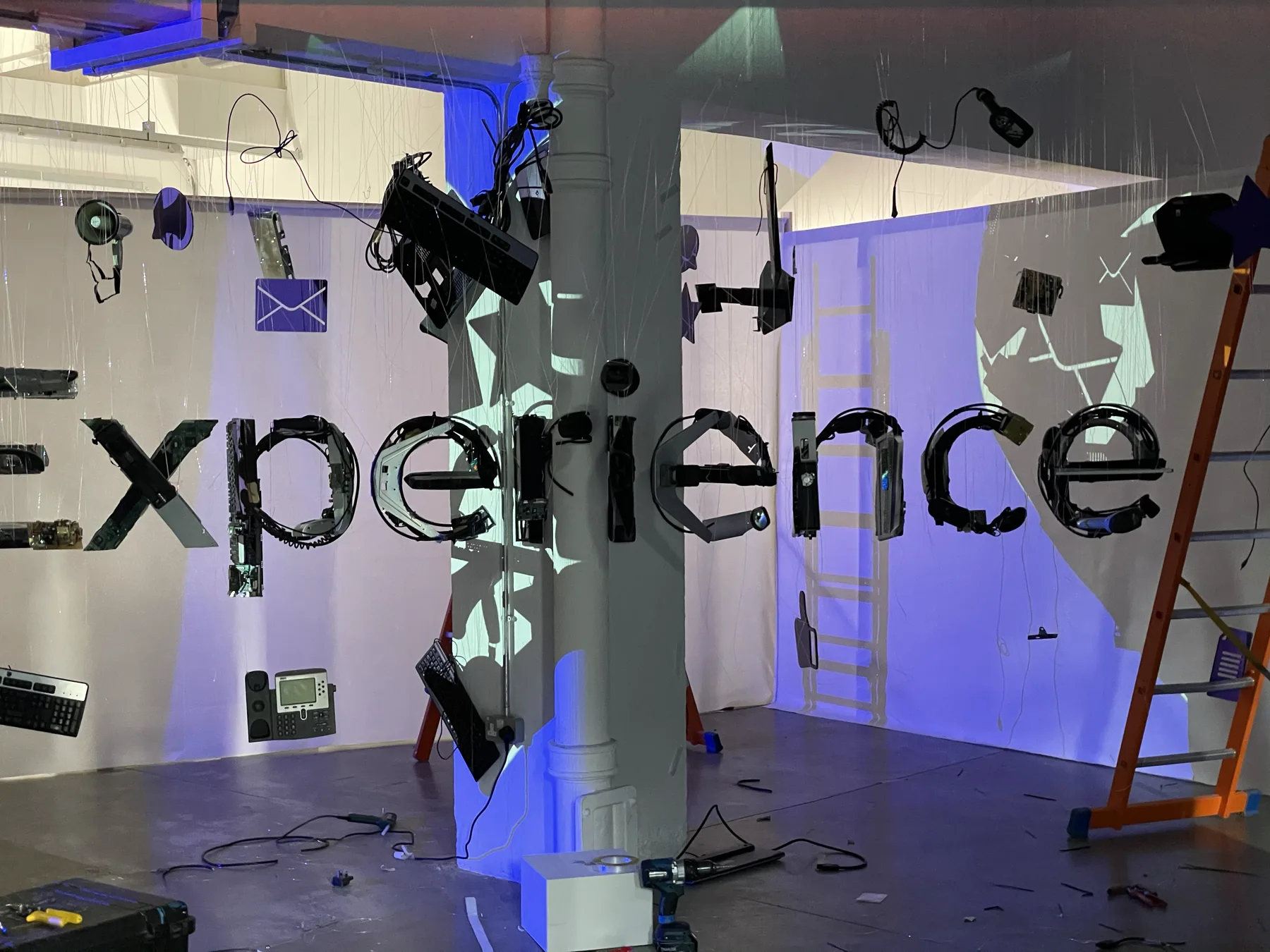 BT — perceptual sculpture by Michael Murphy